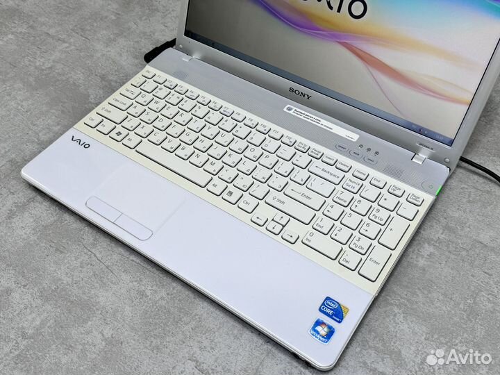 Sony Core i3 надежный