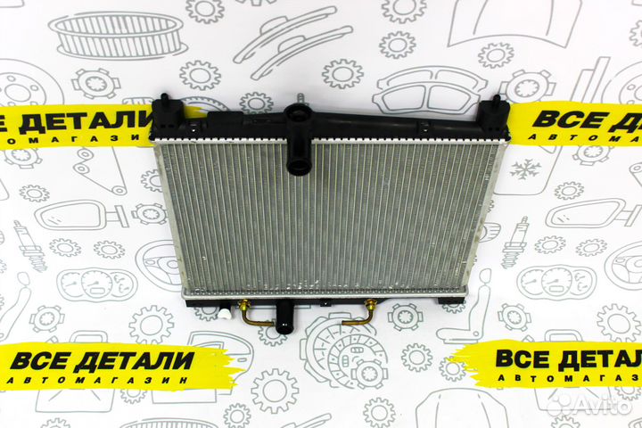 Радиатор Toyota Yaris /Vitz NCP10 99-05