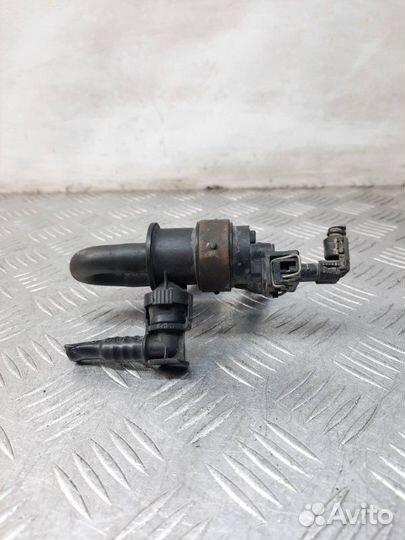 Клапан вентиляции топливного бака Opel Astra