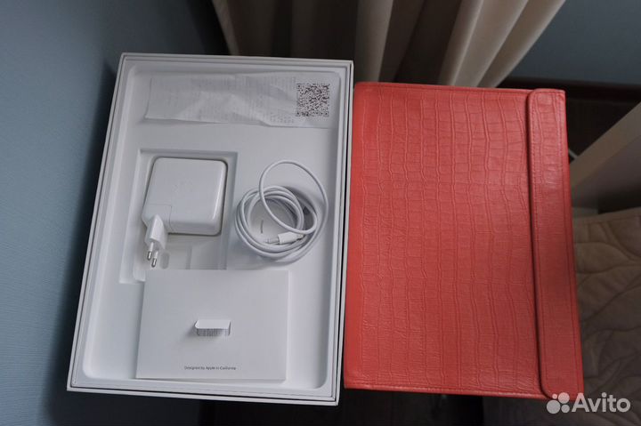 Macbook pro 13 2019 256гб