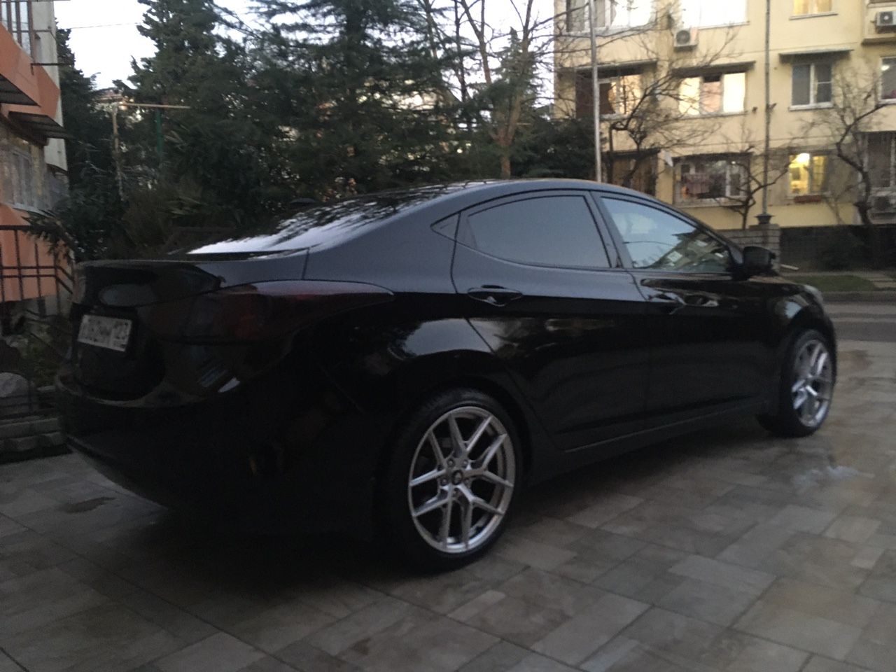 Hyundai Elantra: фото владельца