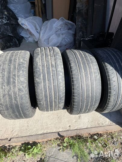Bridgestone B60 245/45 R18