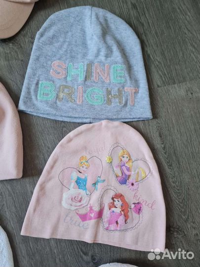 Шапки кепка новые и в отличном состоянии на 3-4г