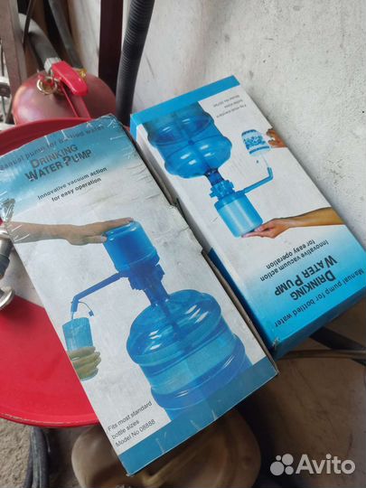 Ручная помпа для воды