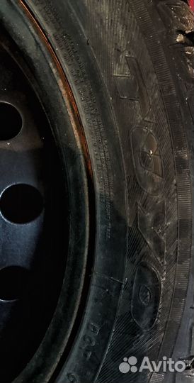 Toyo Observe Ice-Freezer 205/55 R16