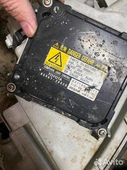 Фары Toyota allion 240