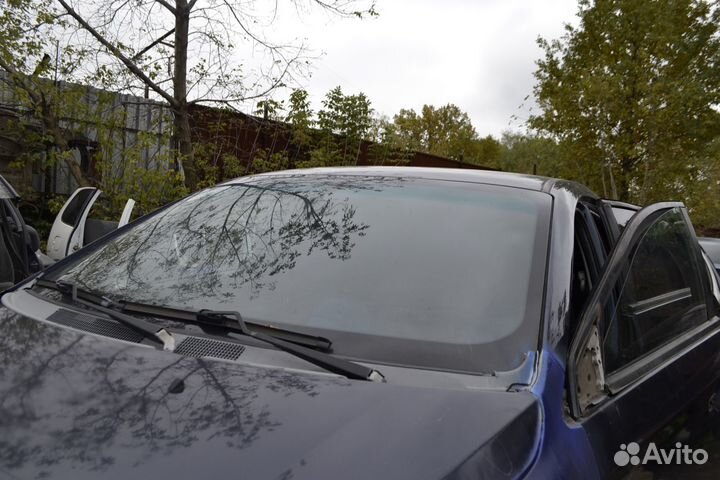 Стекло лобовое Chery А13