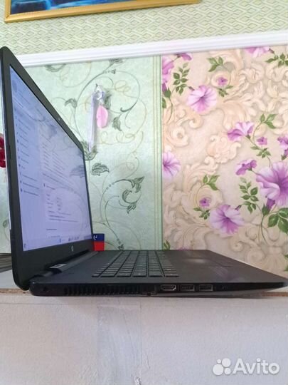 Ноутбук HP (рабочий)