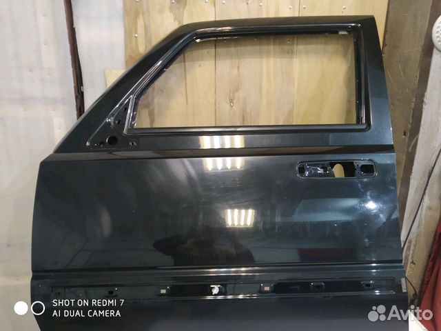 Дверь перед левая Jeep Commander 09 г
