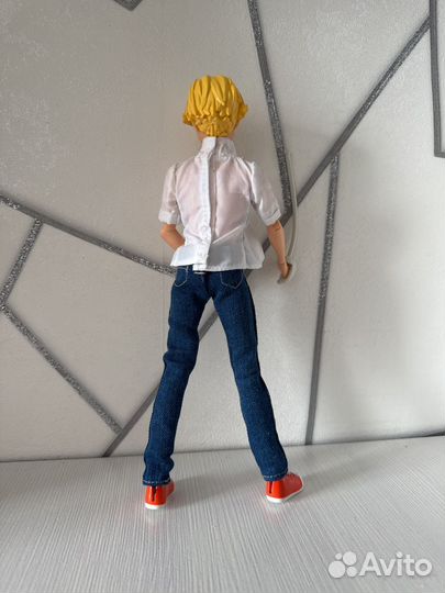 Кукла эдриан из леди баг