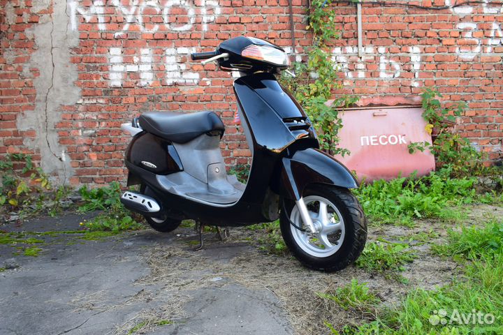 Скутер Honda Lead 100 JF06 в идеале с документами