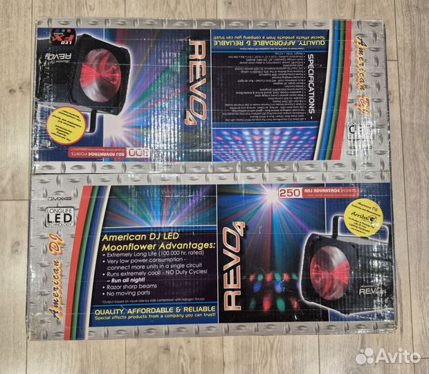 Световой прибор American DJ Revo 4