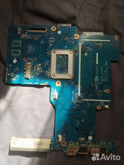 Материнская плата