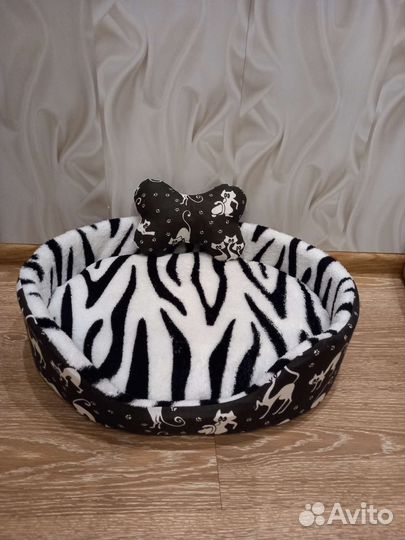 Лежанка для кошки