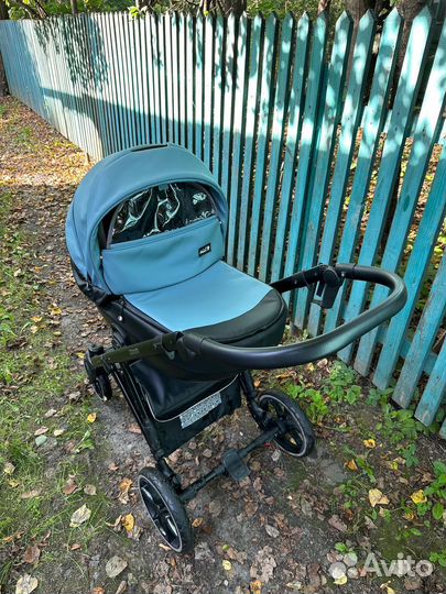 Коляска peppy zoom 22