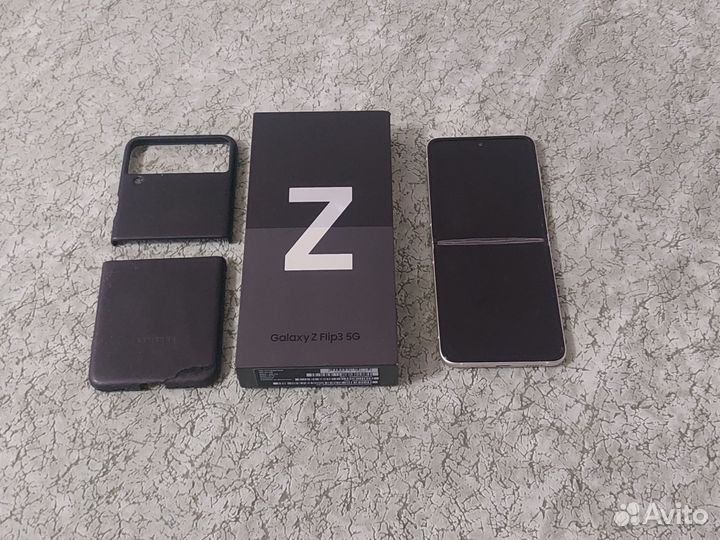 Samsung Galaxy Z Flip3 5G, 8/256 ГБ