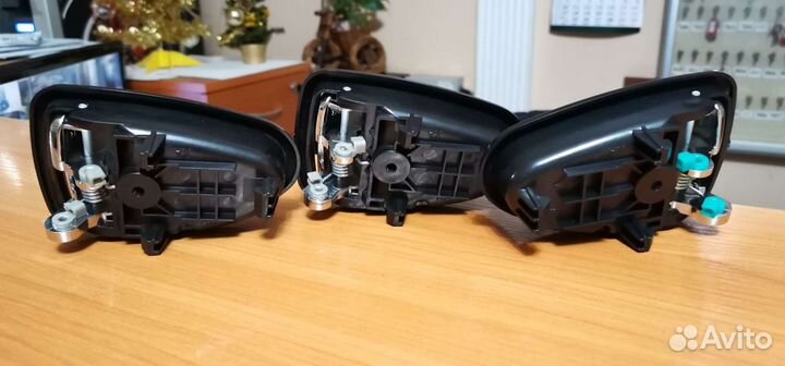 Ручки автомобили внутри салона