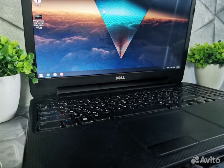 Dell 15.6/Intel/4GB/500GB/Intel HD