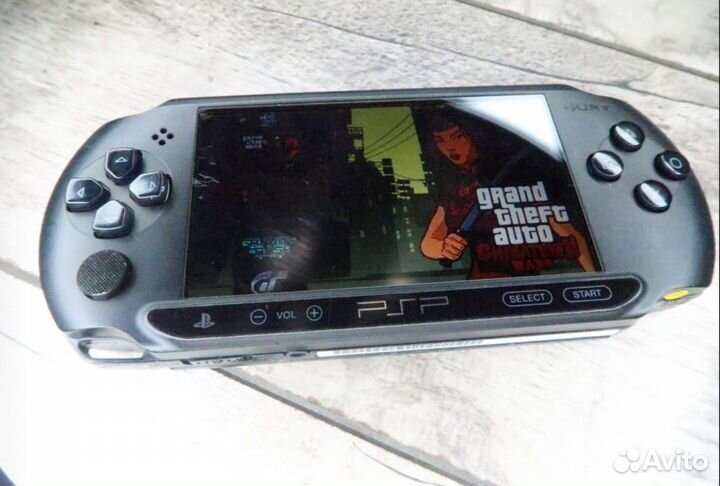 PSP + 2000 игр Прошитая Playstation Portabl