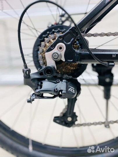 Велосипед горный 27.5 новый