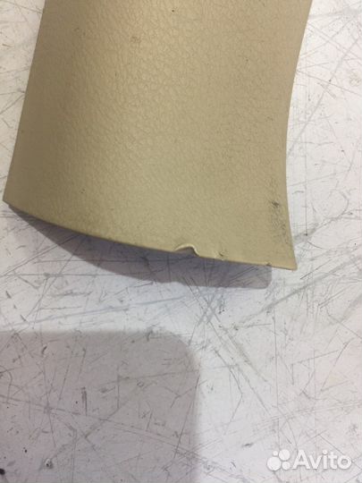 Накладка порога передняя правая (Lexus ES)