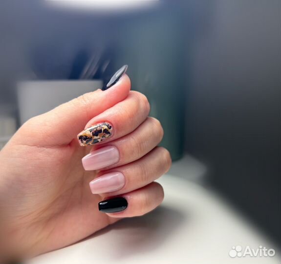 Маникюр
