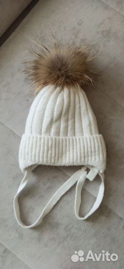 Комплект шапка, манишка для девочки