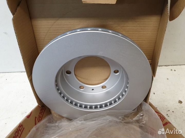 Диск тормозной передний Toyota Hilux 7 2005-2015