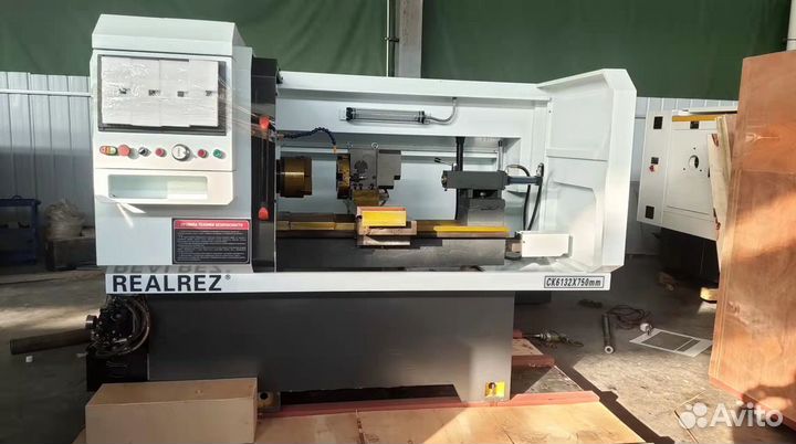 Токарный станок с чпу
