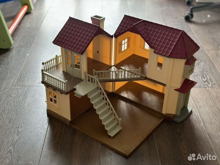 Sylvanian Families большой дом со светом