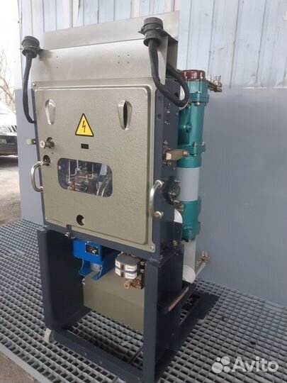 Продам масляные выключатели вмпэ-10