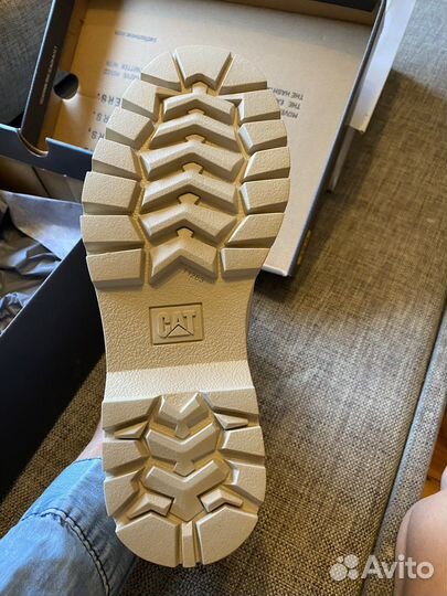 Ботинки женские натуральная кожа новые 39 размер