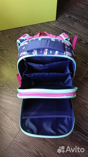 Школьный рюкзак