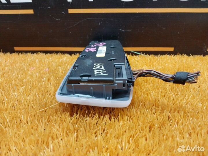 Плафон освещения передний Bmw 3-Series F30 N20B20B