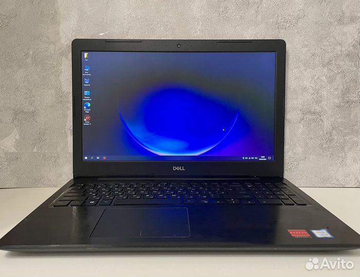 Мощный dell I5-8250/R7 460-2GB/SSD+1000GB HDD 15.6