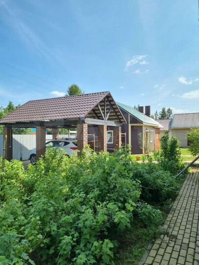 Дом 180 м² на участке 20 сот.