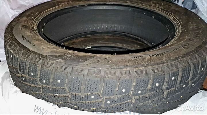 Roadstone Winguard WinSpike 225/60 R18 104T