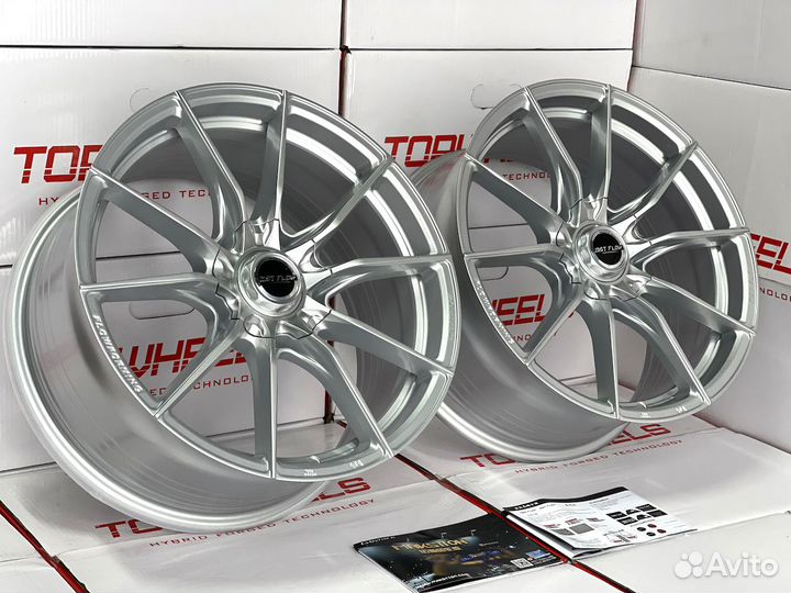 Makstton FF011 18 8.5J 5x114.3 вес 8.8kg Silver