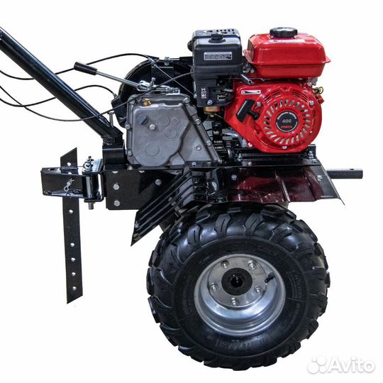 Мотоблок бензиновый мб2-700Р 