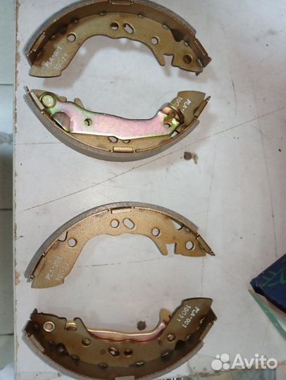 Тормозные колодки заднее Hyundai Accent Ii
