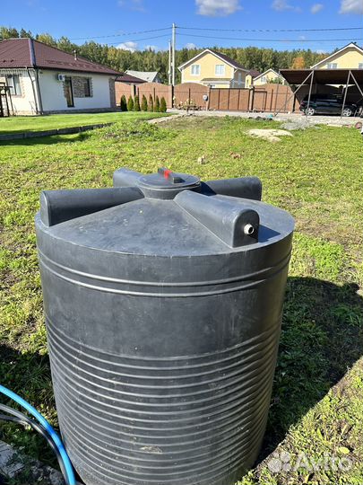 Бочка пластиковая 2000 литров