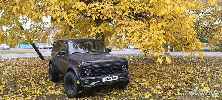 LADA 4x4 (Нива) 1.7 МТ, 2012, 215 000 км