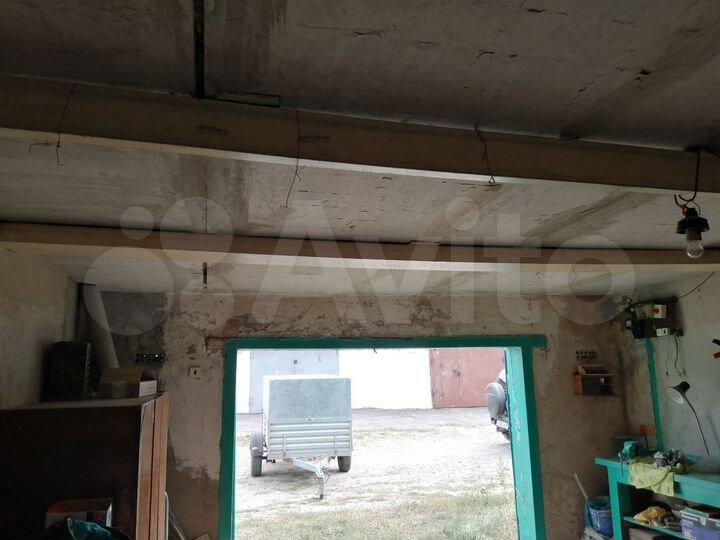 Гараж, > 30 м²