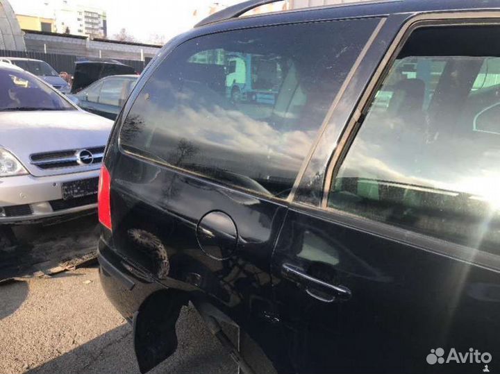 Четверть задняя правая Seat Alhambra 1 restailing