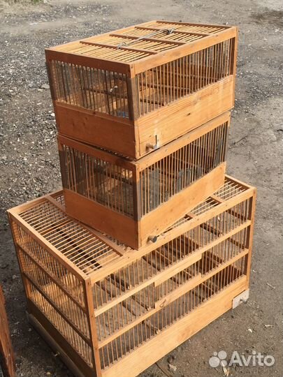 Клетка для птиц из дерева