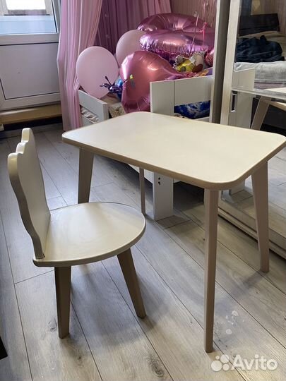 Стол и стул детский