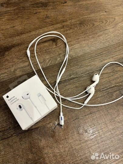 Наушники apple earpods lightning