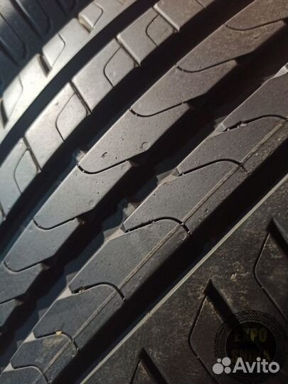 Pirelli Cinturato P7 215/45 R18