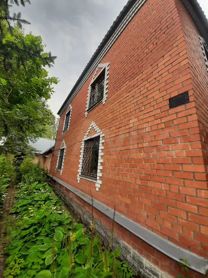 Дом 250 м² на участке 22 сот.