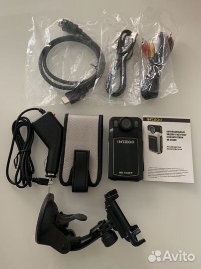 Автомобильный видеорегистратор intego